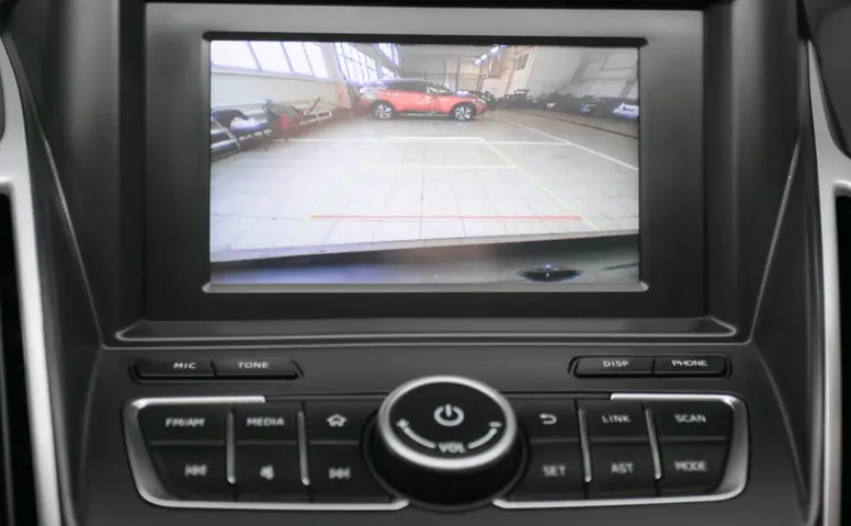 DongFeng AX7