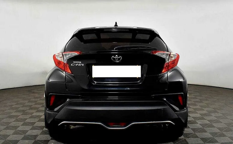 Toyota c-hr cvt 2018 с пробегом 54 827 км