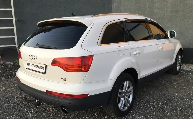 Audi Q7 4.2 AT (350 л.с.) 4WD