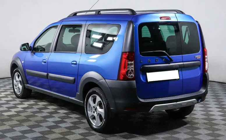 Lada (ваз) largus cross мкпп 2020 с пробегом 28 670 км
