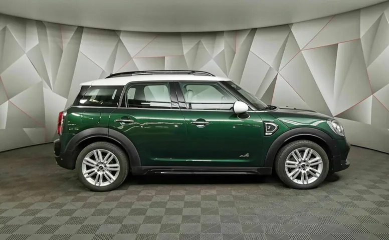 Mini Countryman Cooper S 2.0 AT ALL4 (192 л.с.) Зеленый