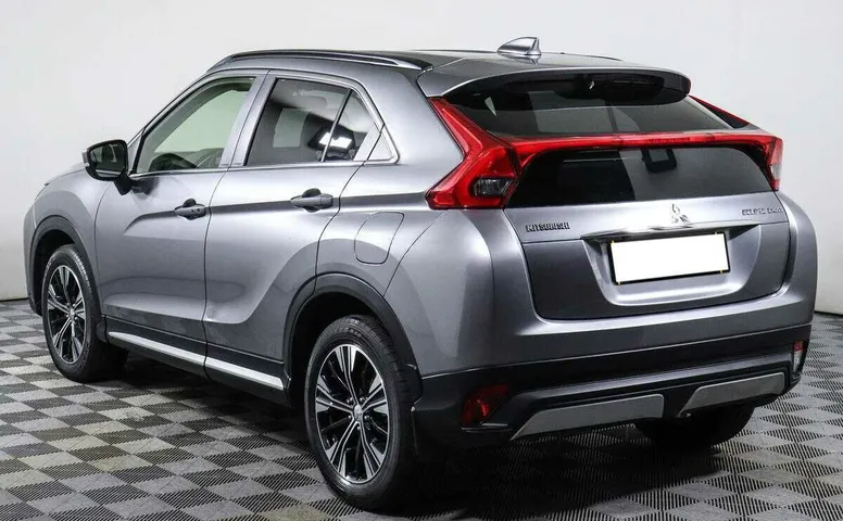 Mitsubishi eclipse cross cvt 2018 с пробегом 31 640 км