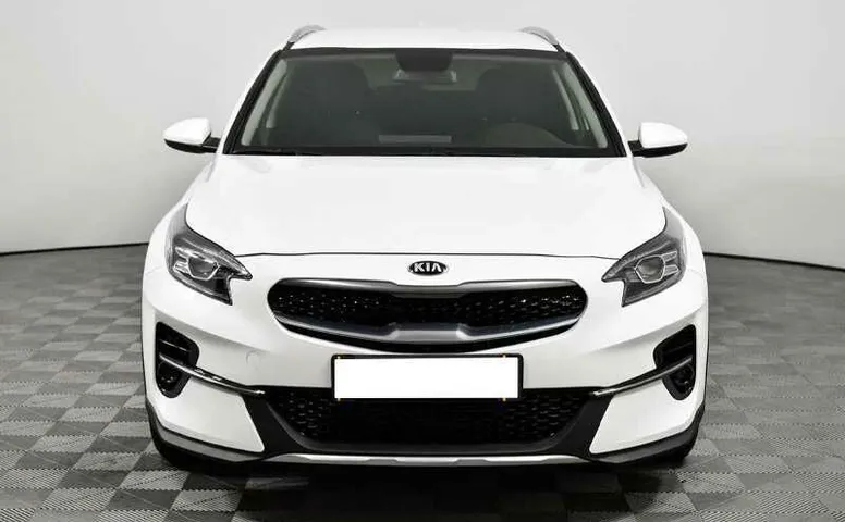 Kia xceed робот 2021 с пробегом 7 300 км