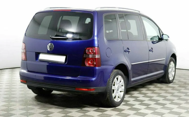 Volkswagen Touran 1.4 Робот