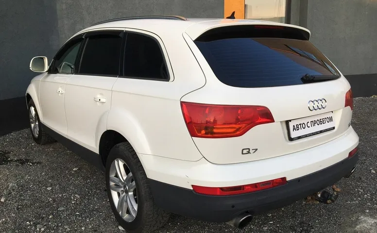 Audi Q7 4.2 AT (350 л.с.) 4WD