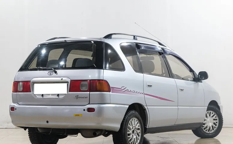 Toyota Ipsum, 2 поколение