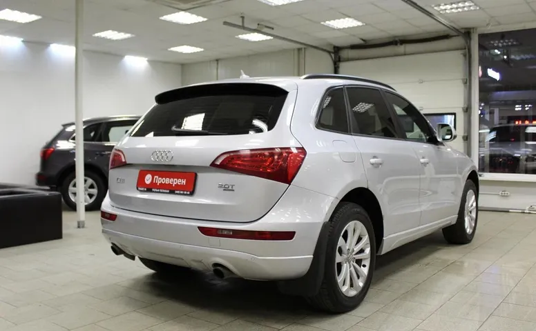 Audi Q5 I(8R)