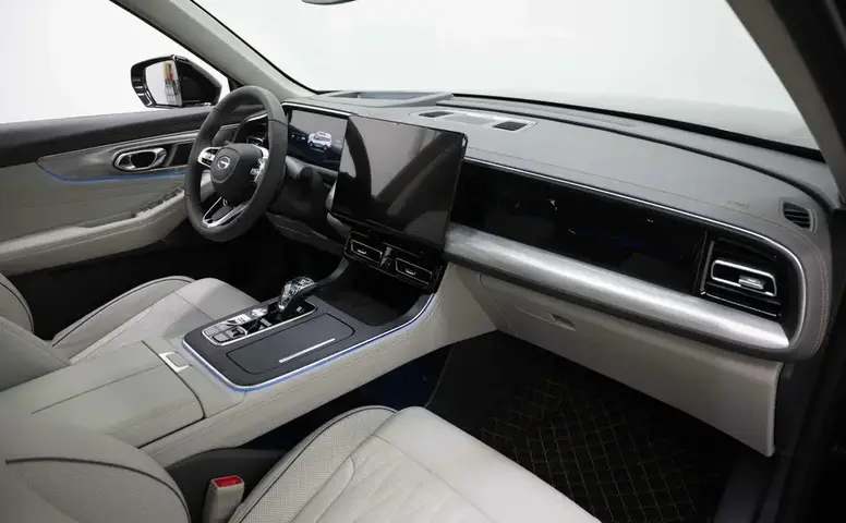 GAC GS8