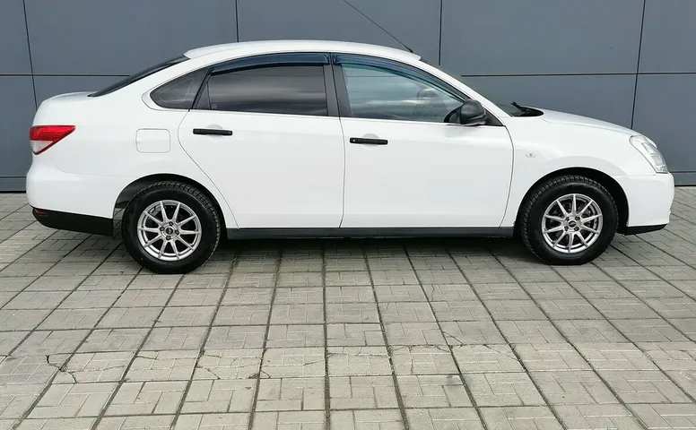 Nissan Almera III (G15)