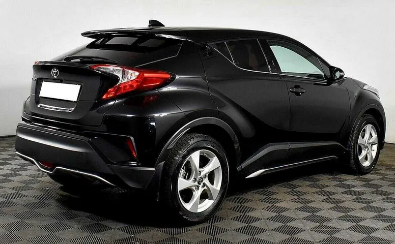 Toyota c-hr cvt 2018 с пробегом 54 827 км