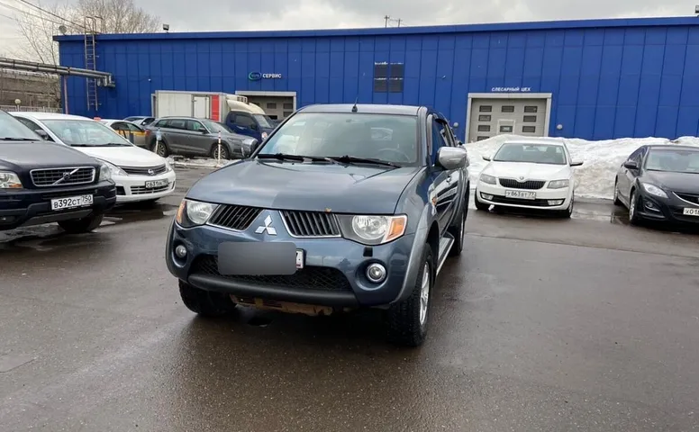 Mitsubishi L200