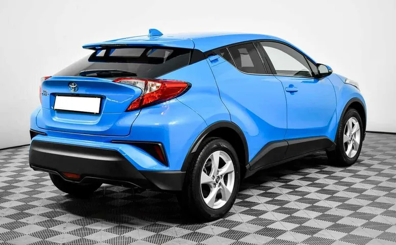Toyota c-hr cvt 2019 с пробегом 47 362 км
