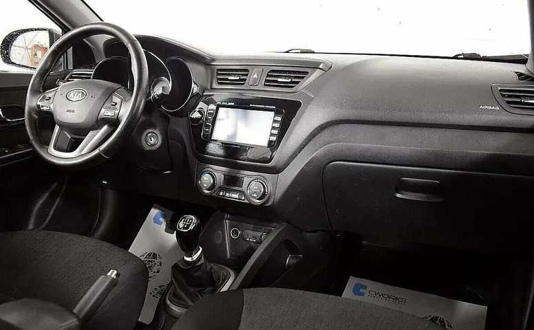 Kia Rio 5-speed III