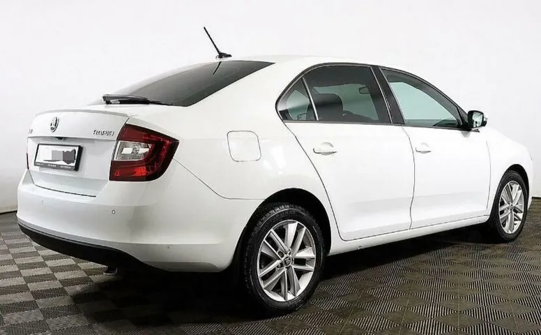 Skoda Rapid