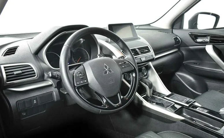 Mitsubishi eclipse cross cvt 2018 с пробегом 61 930 км