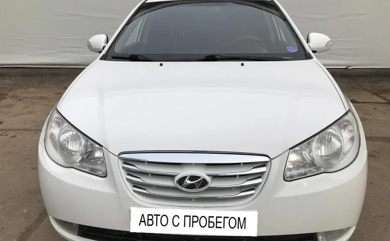 Hyundai ELANTRA 1.6 MT (122 л.с.)