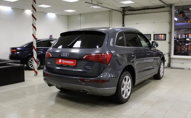 Audi Q5 I(8R)