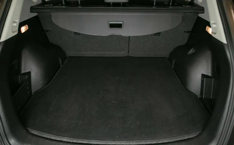 Dongfeng ax7