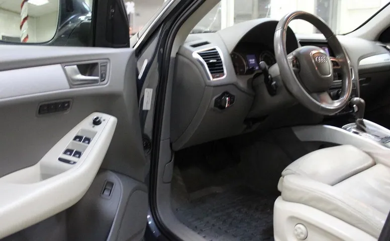 Audi Q5 I(8R)