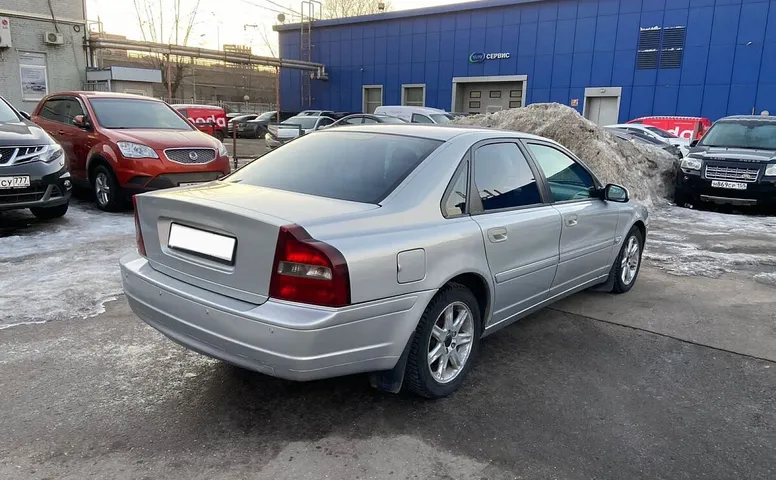 Volvo S80