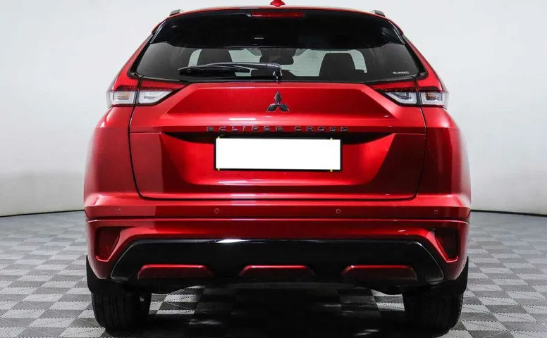 Mitsubishi eclipse cross cvt 2021 с пробегом 14 950 км