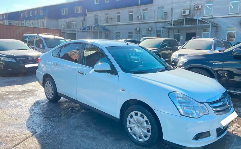 Nissan Almera