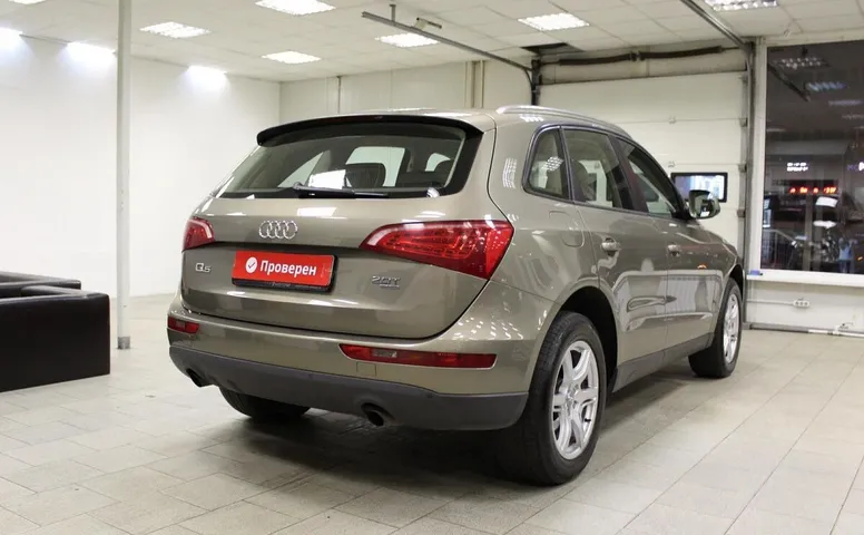 Audi Q5 I(8R)