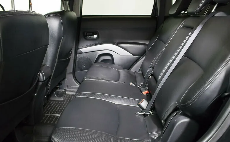 Citroen C-Crosser I