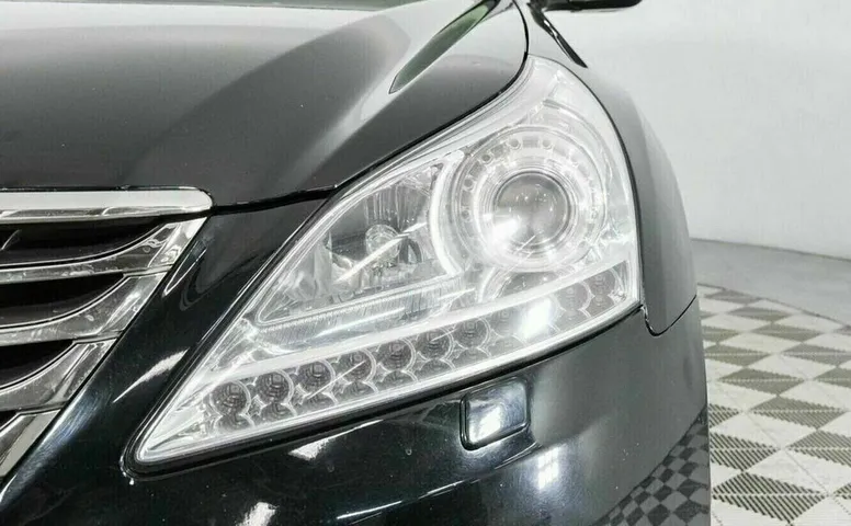 Hyundai equus