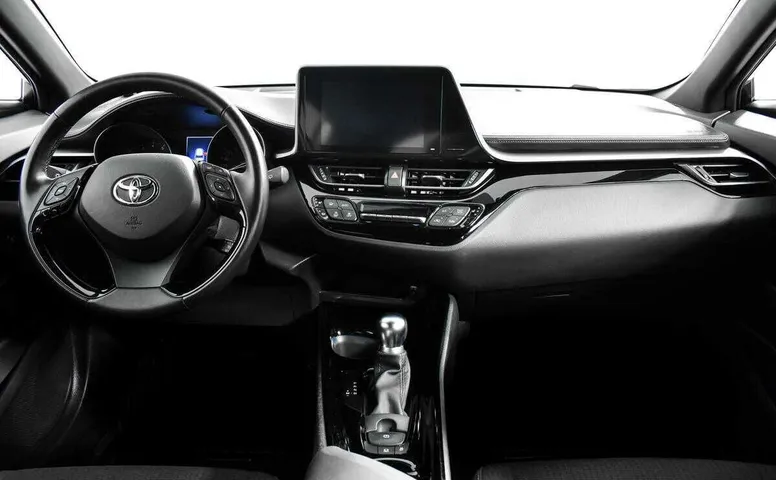 Toyota c-hr cvt 2019 с пробегом 47 362 км