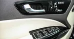Kia Quoris, 1 поколение