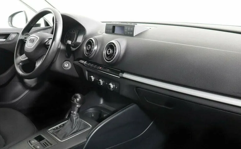 Audi A3 1.2 Робот