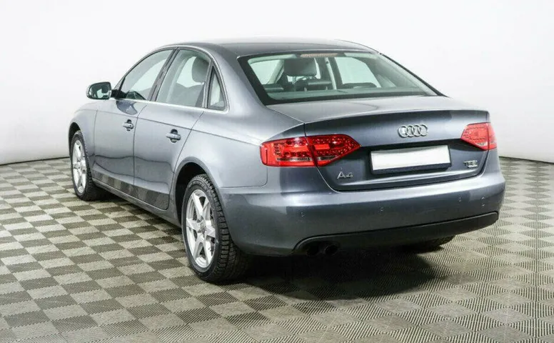 Audi A4 2.0 Робот
