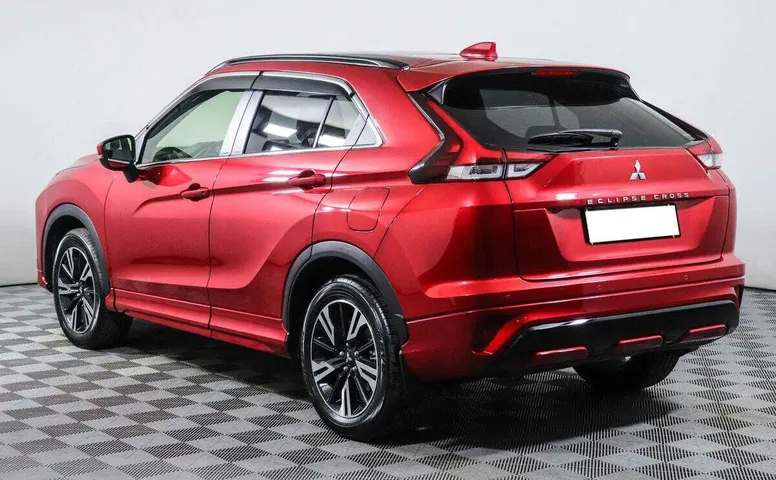Mitsubishi eclipse cross cvt 2021 с пробегом 14 950 км