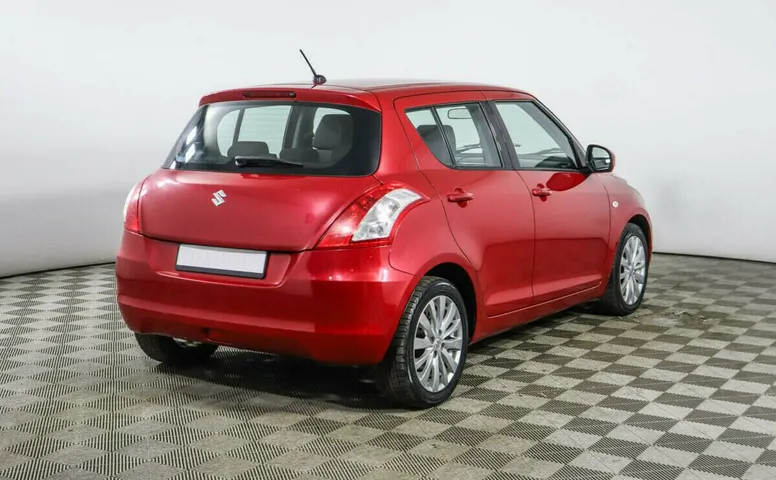 Suzuki Swift III
