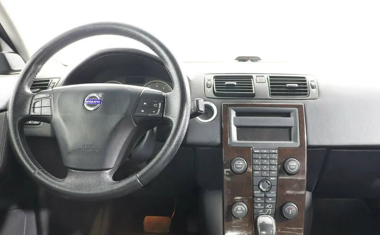 Volvo S40 II