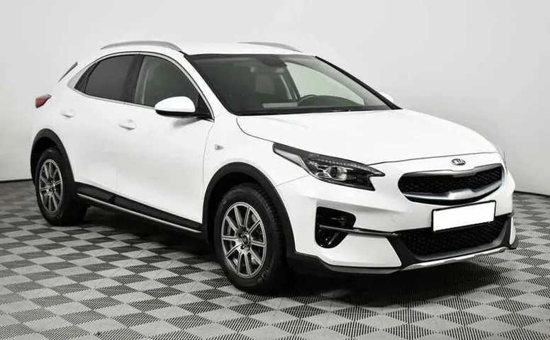 Kia xceed робот 2021 с пробегом 7 300 км