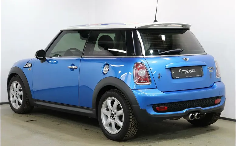 Mini Hatch
