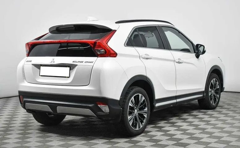 Mitsubishi eclipse cross cvt 2018 с пробегом 61 930 км