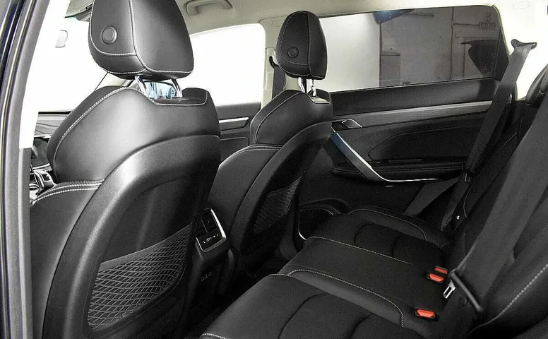 Geely atlas pro робот 2021 с пробегом 11 200 км