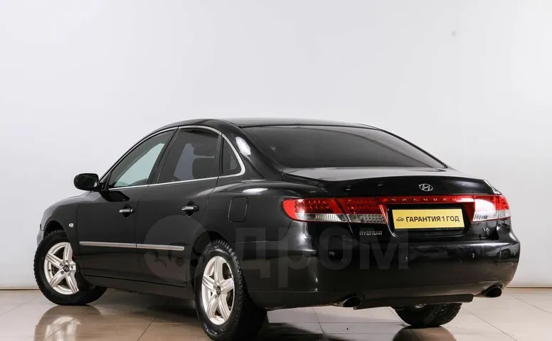 Hyundai Grandeur, 4 поколение