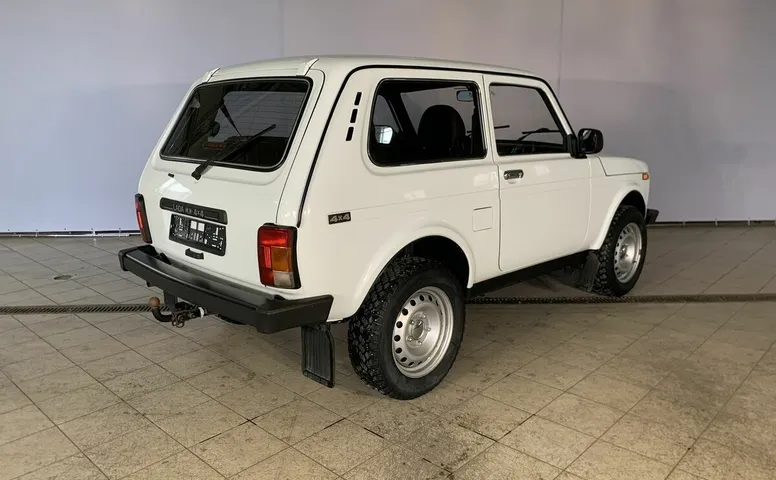 LADA (ВАЗ) 2121 1.7 MT (83 л.с.) 4WD