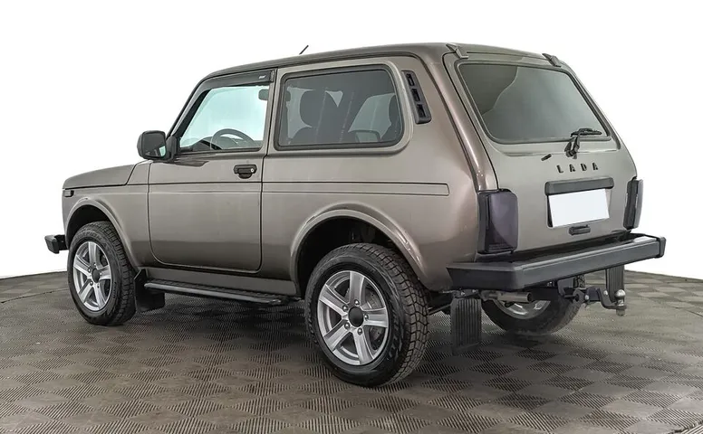 Niva Legend