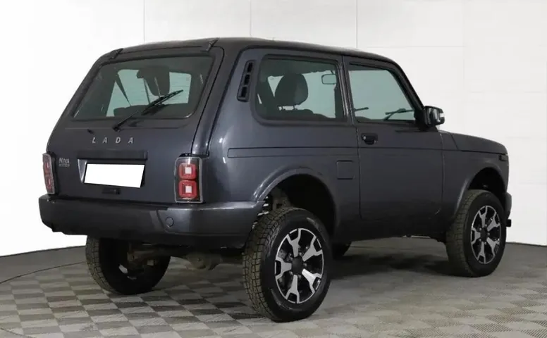 Niva Legend