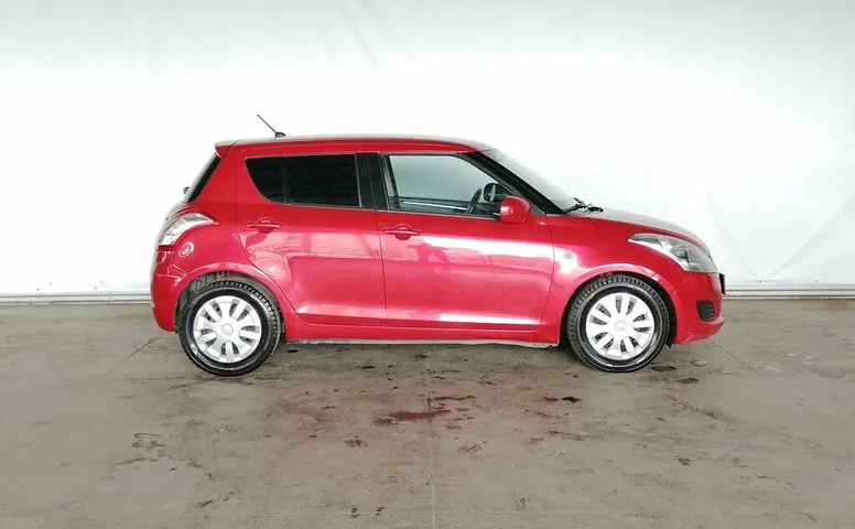 Suzuki Swift IV