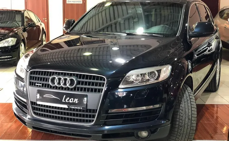 Audi Q7 I
