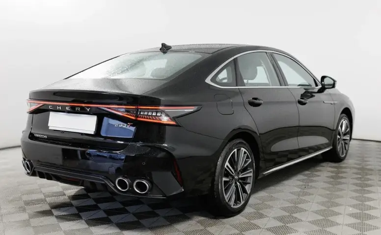 Chery Arrizo 8
