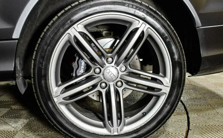 Audi Q7 3.0 Автомат