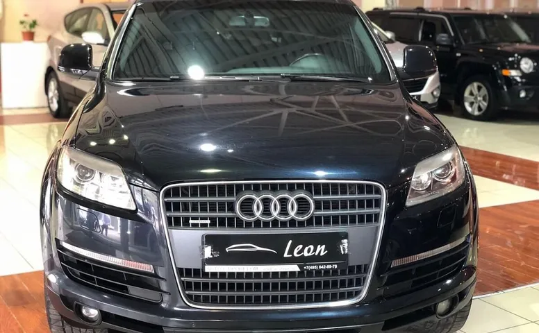 Audi Q7 I
