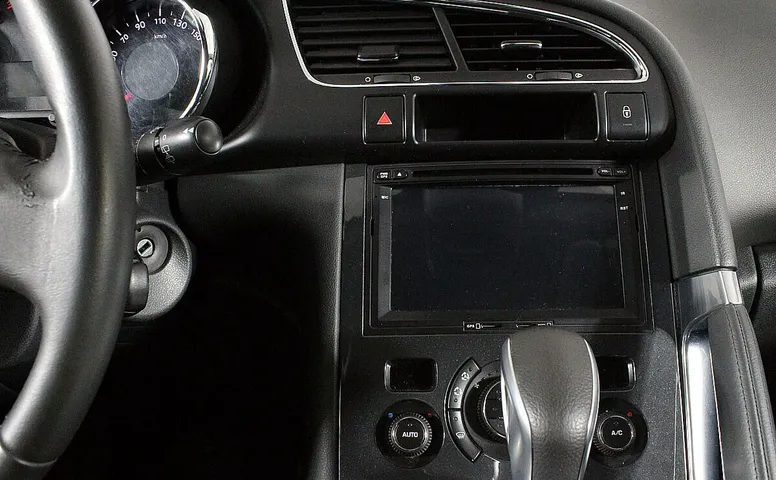 Peugeot 3008 I